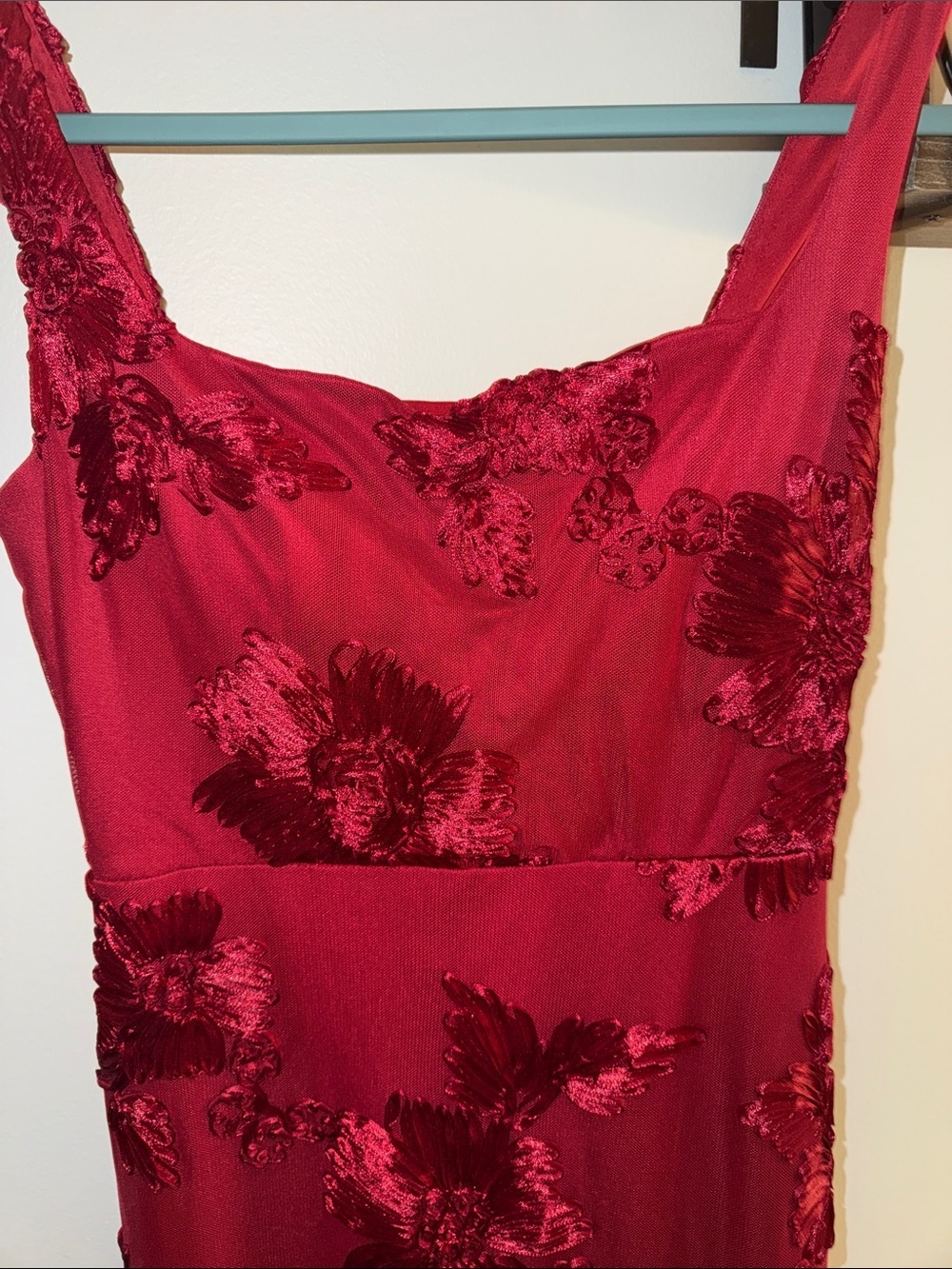 Maroon Floral Lace Prom Gown - Women - Picture 2 of 5